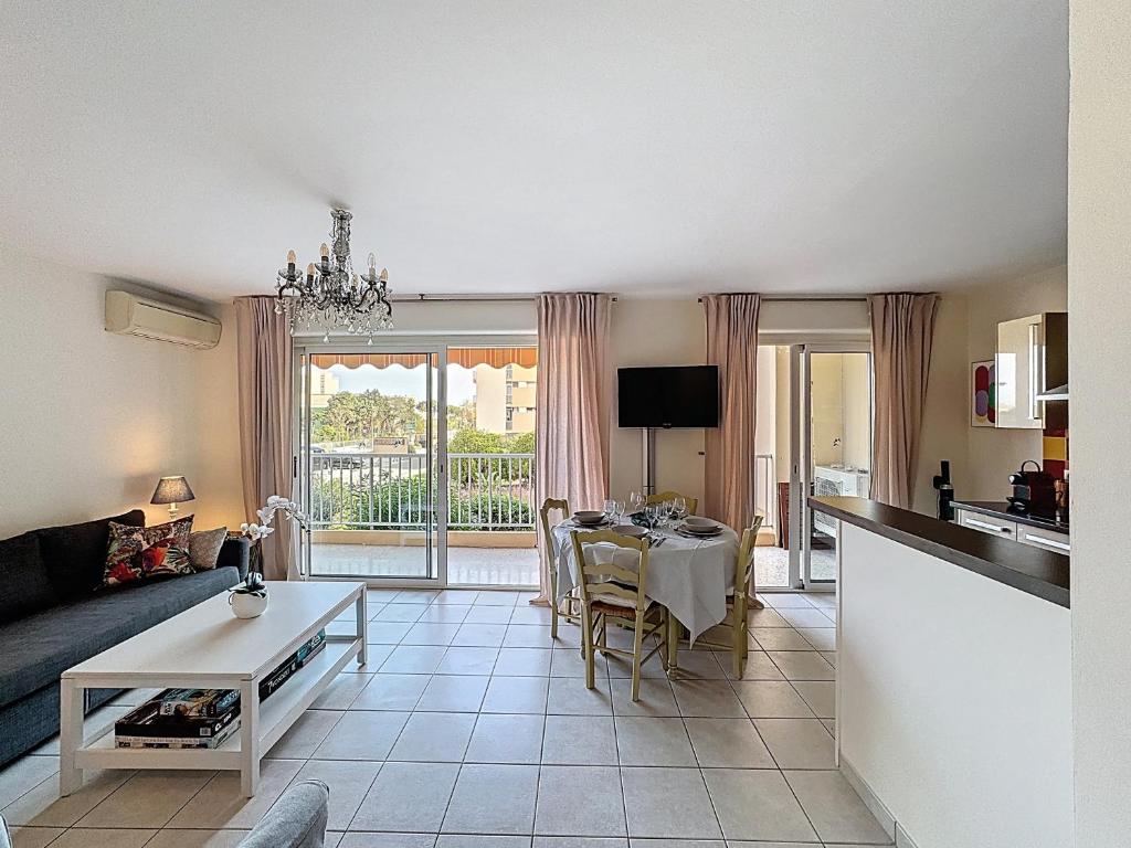 Nice family apartment close to the beach - 2