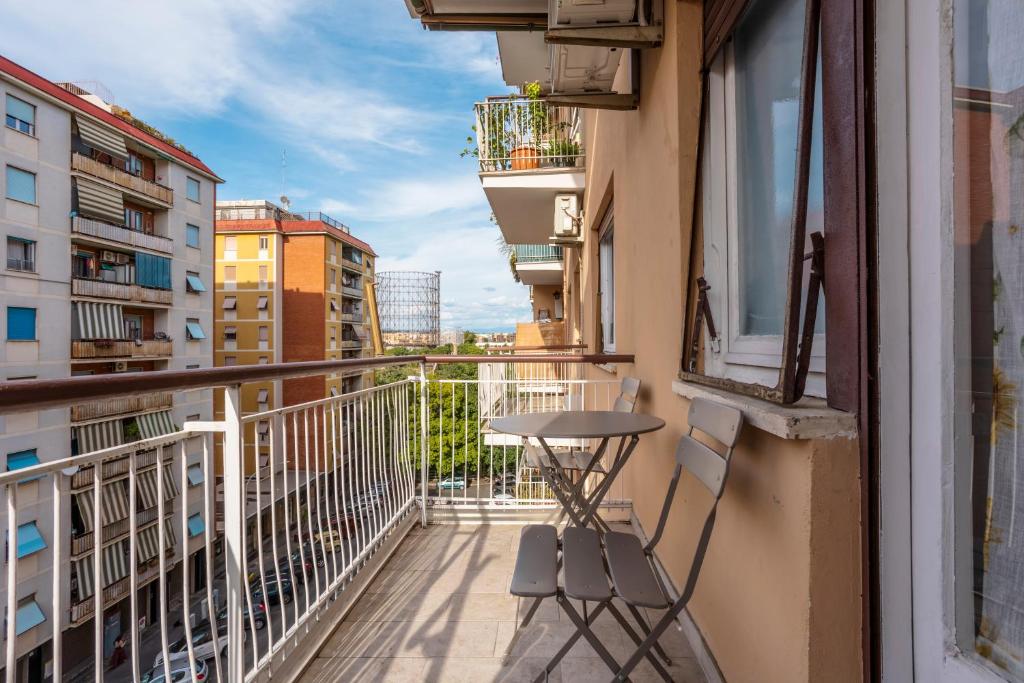 Guest Host - Stylish Apartment near Trastevere! - 1