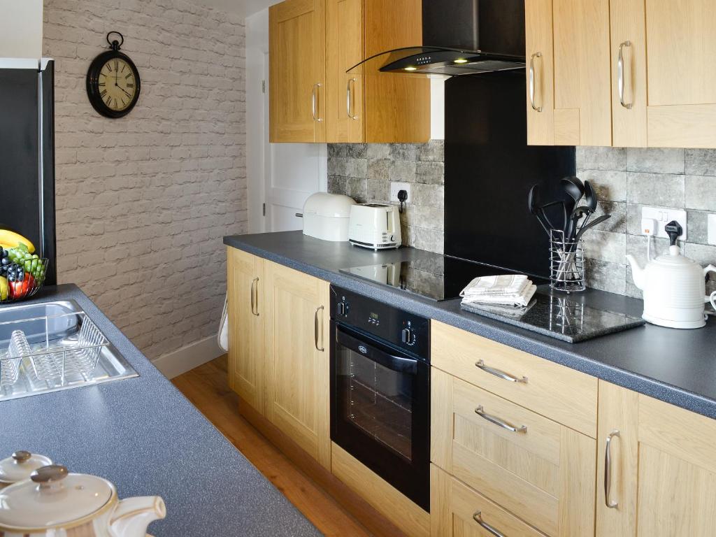 Townend Cottage, Aikton photo 3