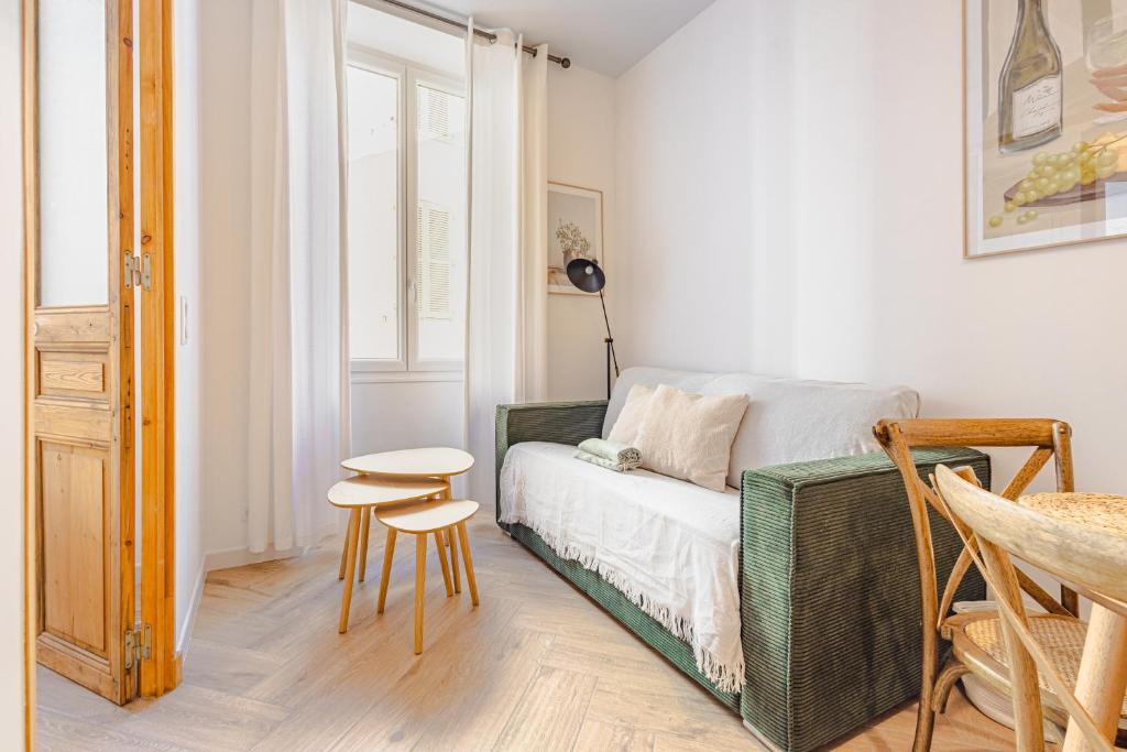 Newly Renovated Gem, Old Antibes - 2