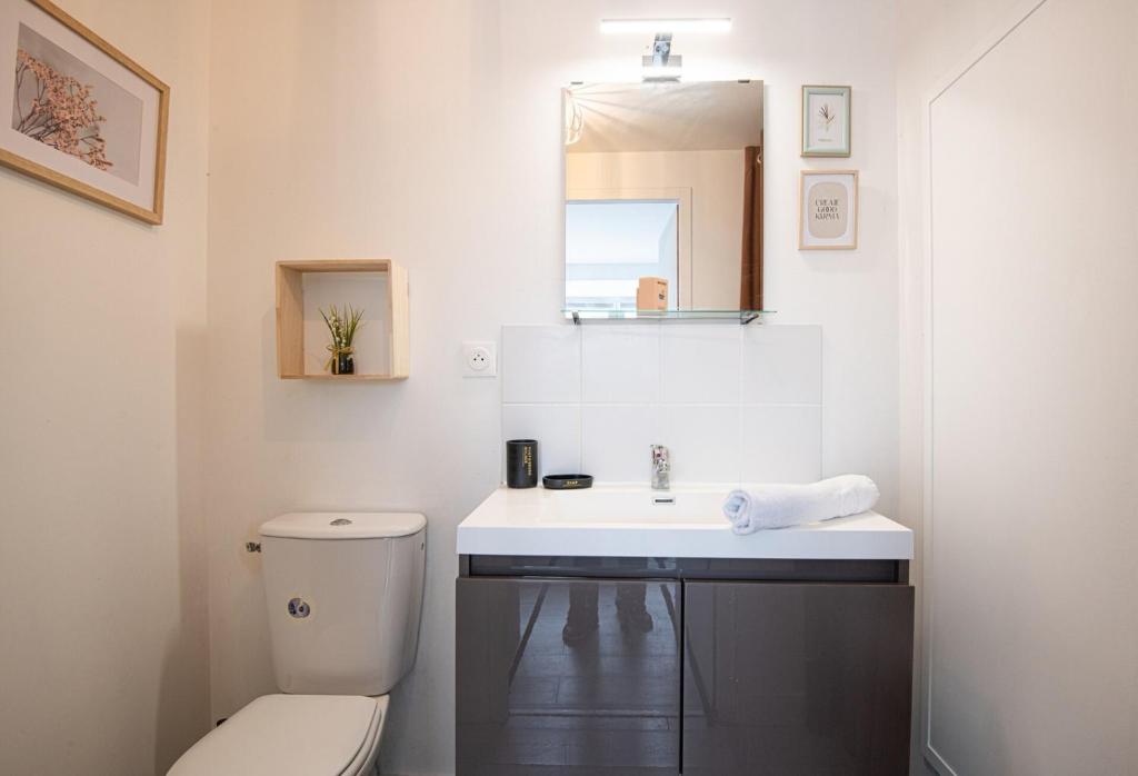 Small Functional Studio – right next to the metro - 5