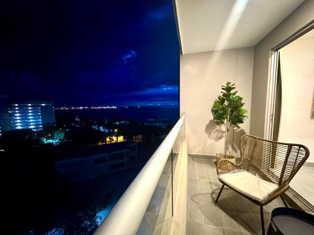 Apartamento con vista,piscina y playa -SantaMarina-803 - 1