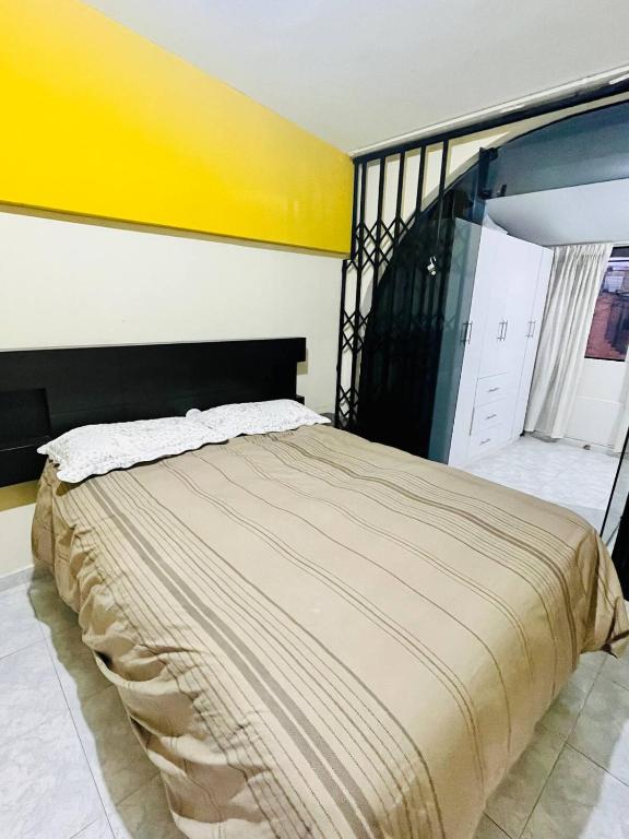 Private Room in Family House - 1