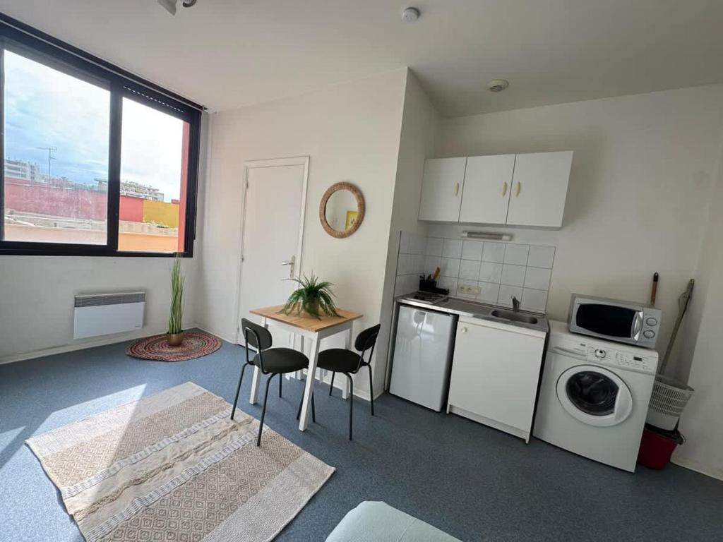 Bright studio in Nice - Mobility lease only - WIFI - 4