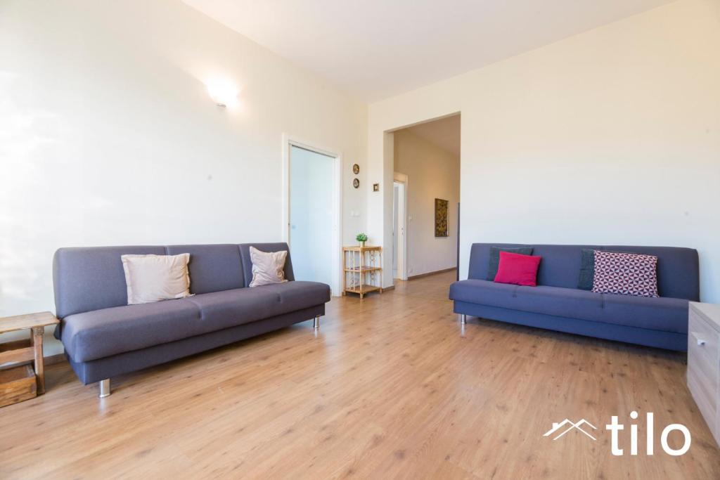 Beach 8M| 2BR| Parking by Tilo - 4