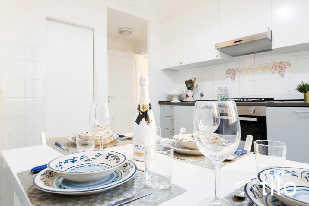 Beach 8M| 2BR| Parking by Tilo - 5