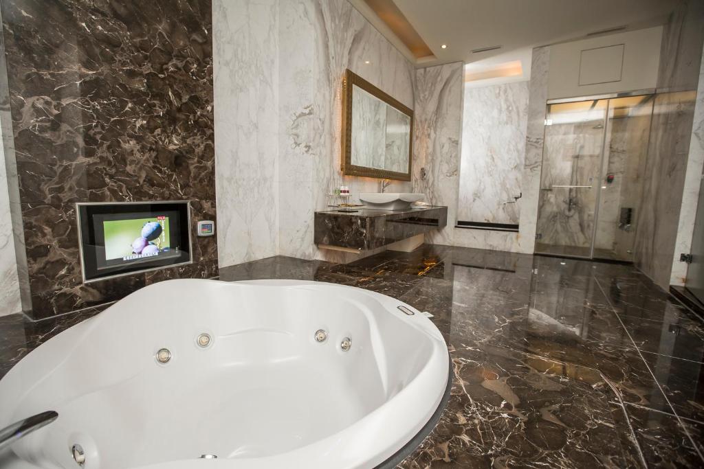 موتيل مون آريا بيزنس ليجر (Moon Area Business Leisure Motel)