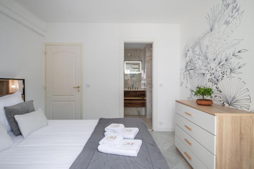Le COQ Bleu d'Azur- Piscine - Parking - AC -WIFI - 3