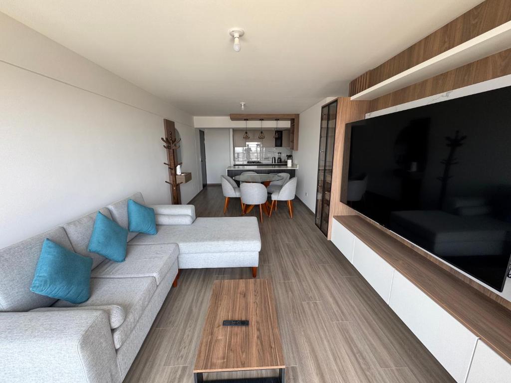 Cozy Room in Miraflores with rooftop pool - 2