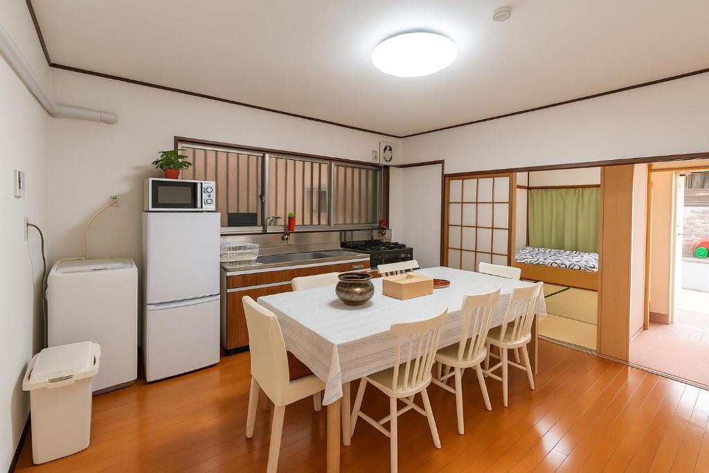 Nippori Osaka Nishi-Tengachaya Guesthouse西天下茶屋アパートメント