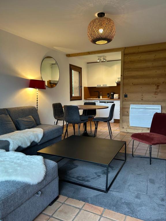Sunny 2 Bedrooms Apartment for 4 in Megève Jaillet, right on the Ski Slopes - 3