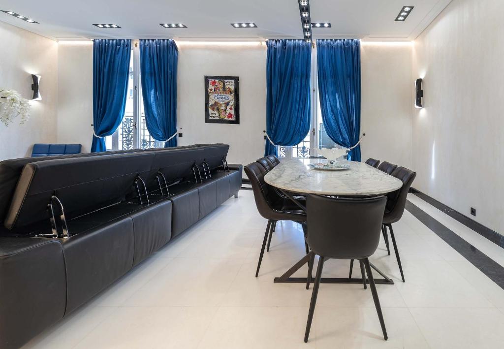 110 m2 golden square, renovated, 20metres croisette, parking private - 2