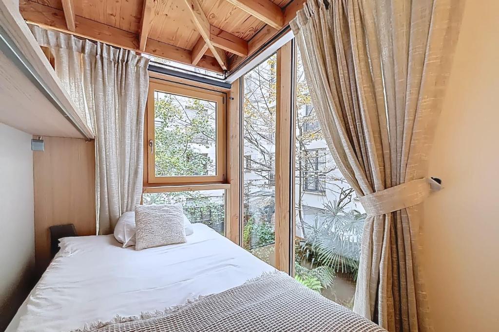 Elegant duplex with garden near the Eiffel Tower - 3
