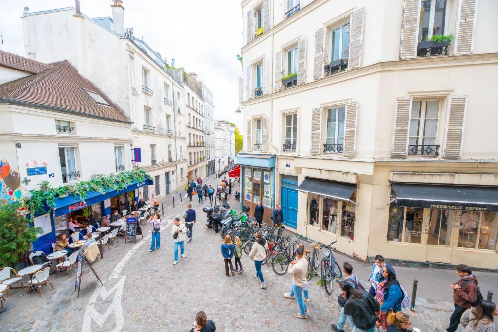 Montmartre lovers - 3