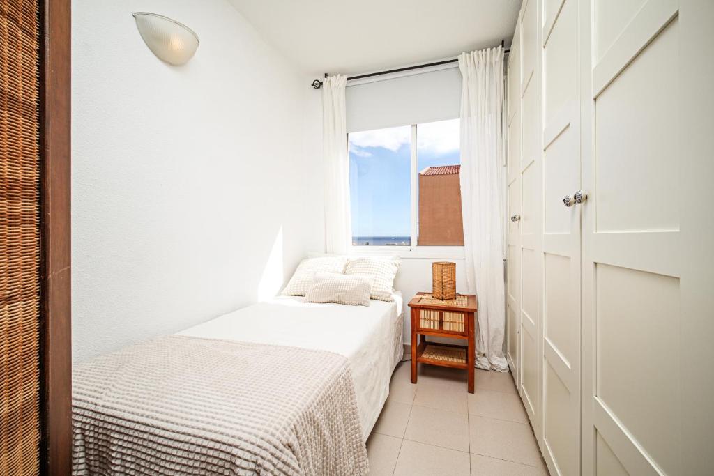 Cozy apartment near the sea with private parking - 5