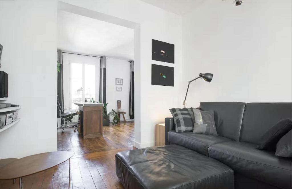 Stylish Montmartre Apartment - 4