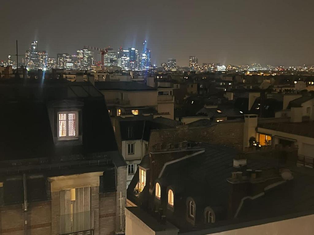 Sous les toits de PARIS TROCADERO - 2