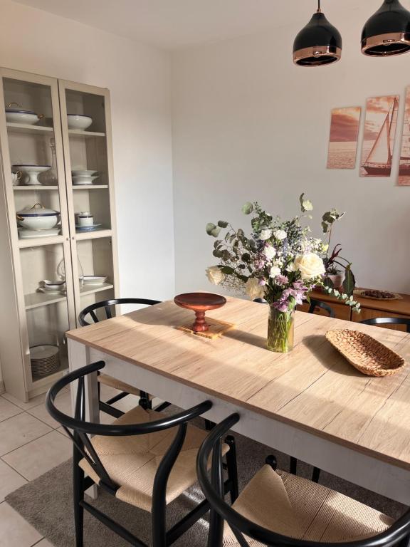 Calme, vue st Victoire, proche centre ville avec parking - 2