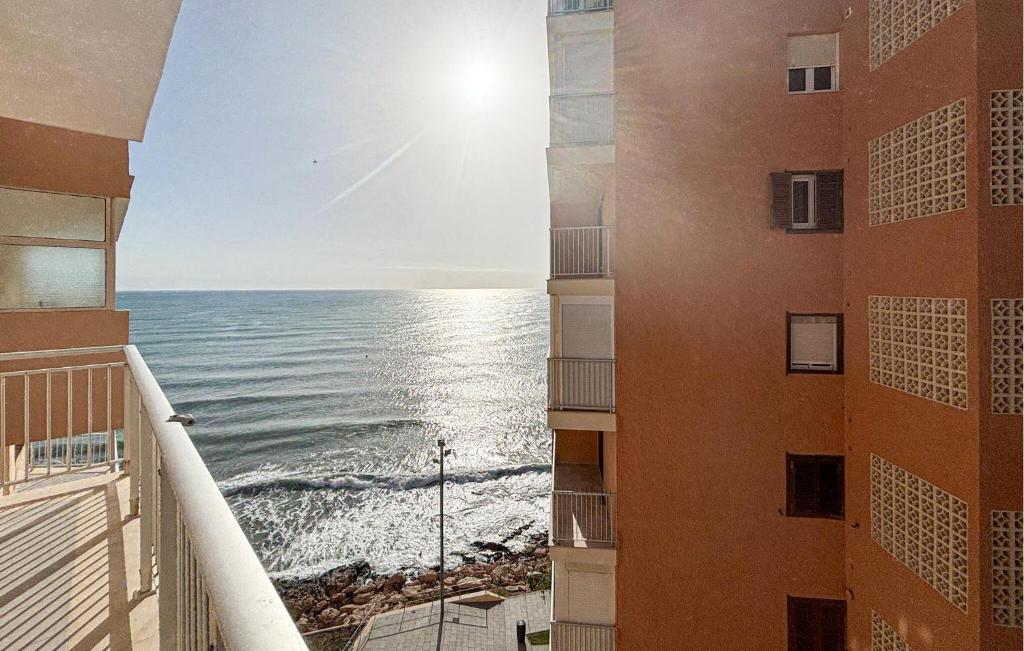 Stunning Apartment In Torrevieja - 3