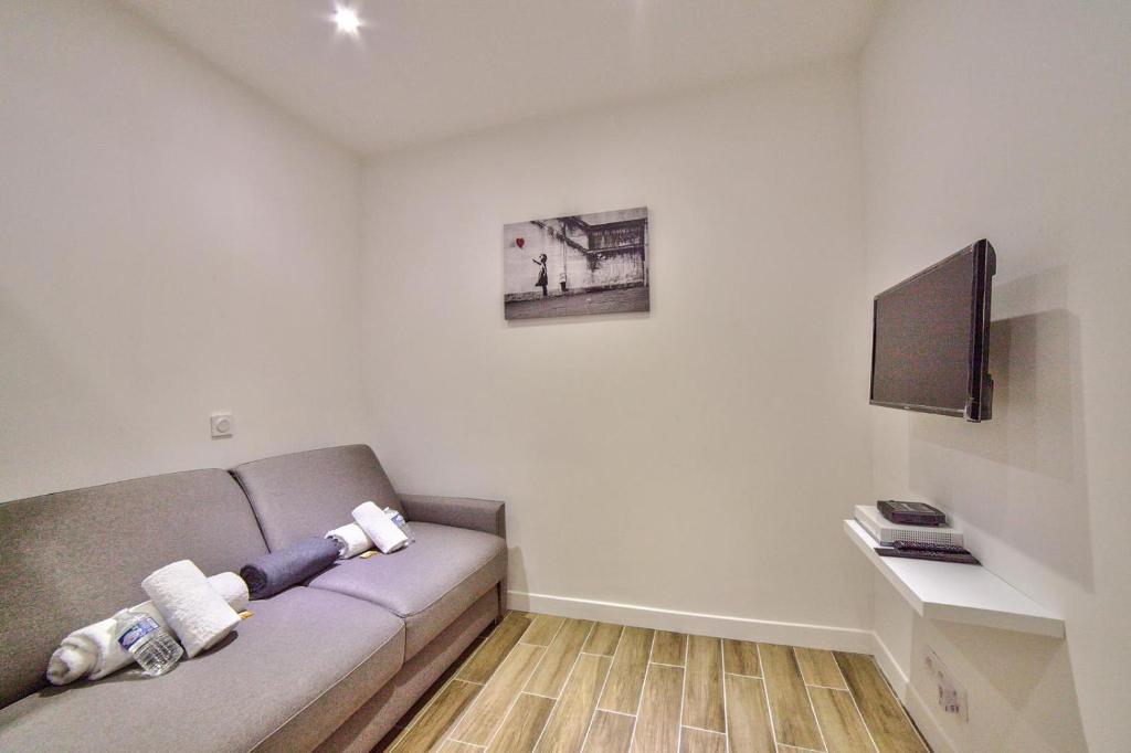 Studio cosy rue du faubourg saint denis paris 10 - 1