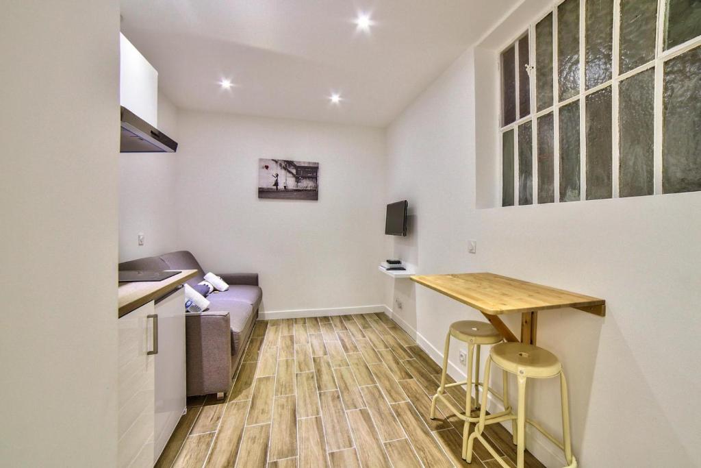 Studio cosy rue du faubourg saint denis paris 10 - 5