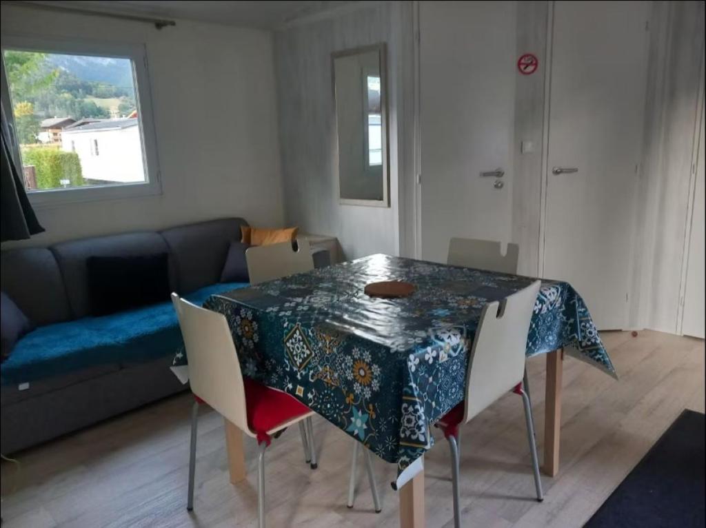 Joli mobil home tout équipé 4 personnes - 2