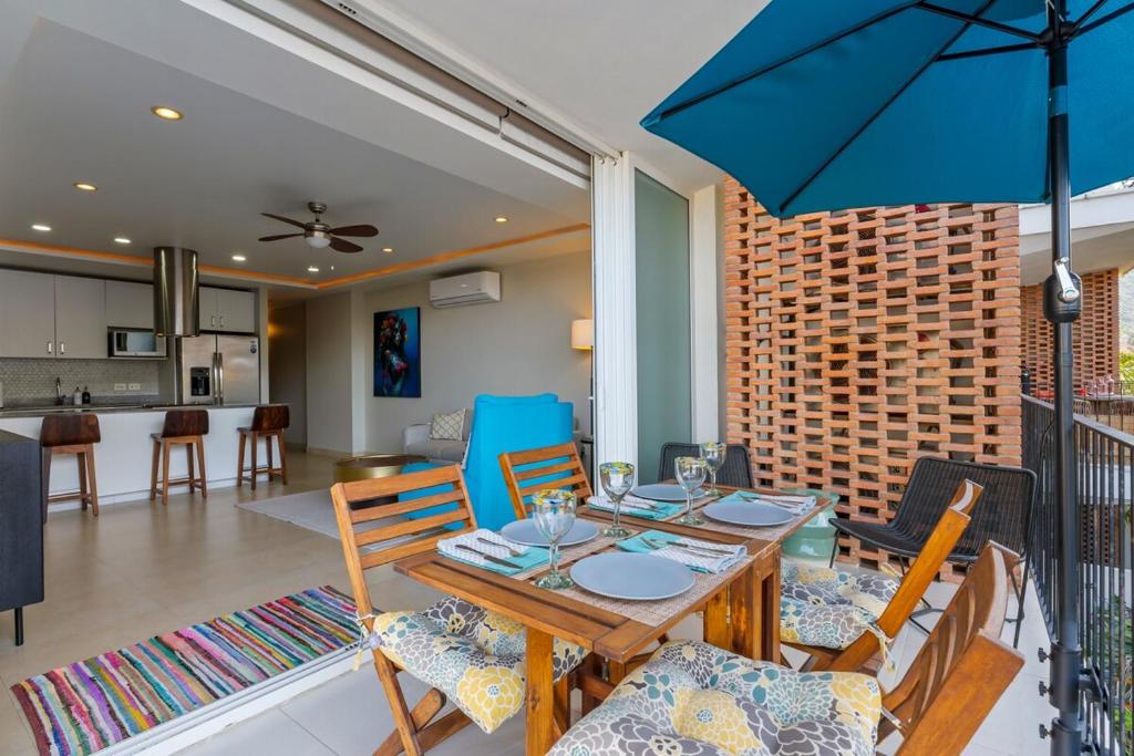 2BR Luxury Condo with Rooftop Pool Zona Romántica - 4