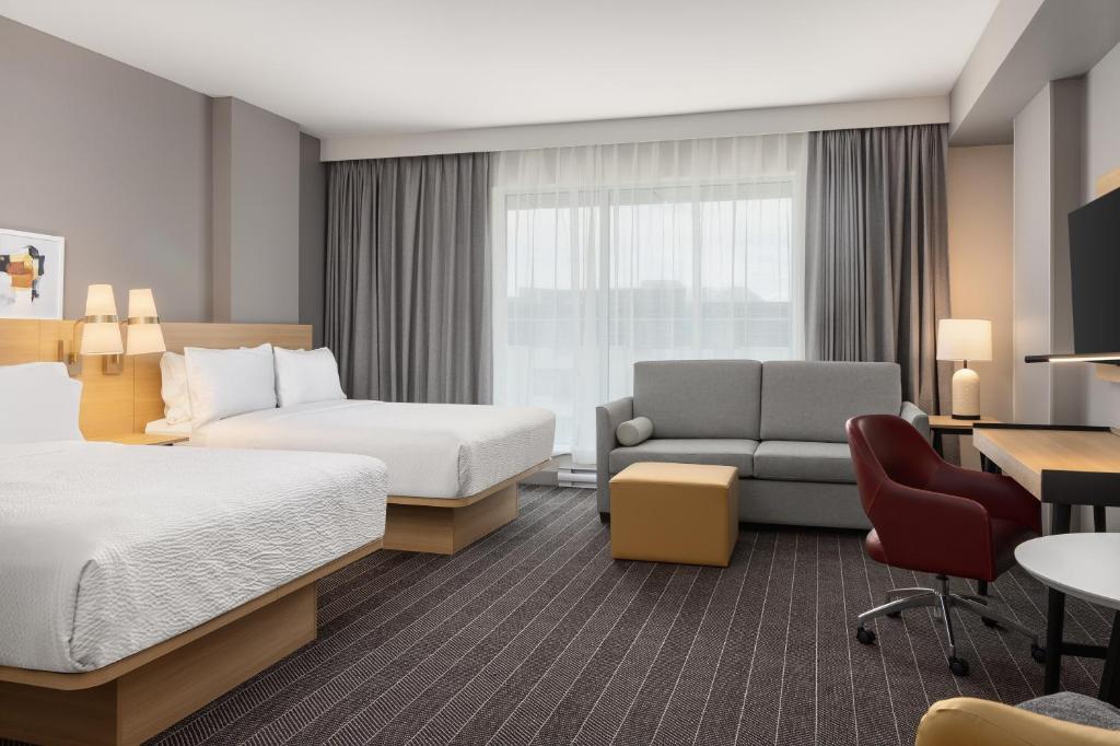 Staybridge Suites 수영장