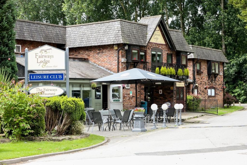 Fairways Lodge &amp; Leisure Club — Hotel in Manchester