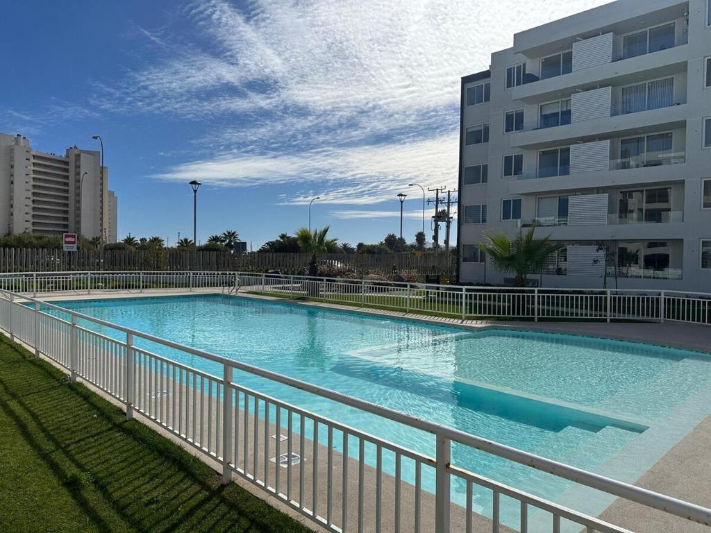 Dpto a pasos de playa, con terraza, vista al mar y faro - 4
