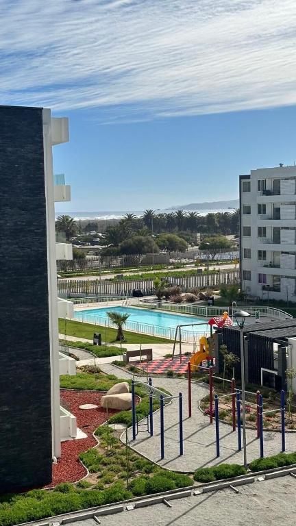 Dpto a pasos de playa, con terraza, vista al mar y faro - 3