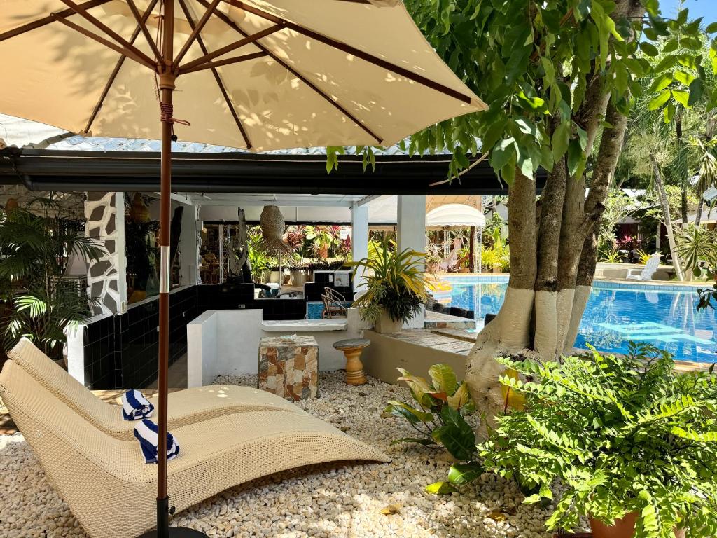 Deep Forest Garden Hotel