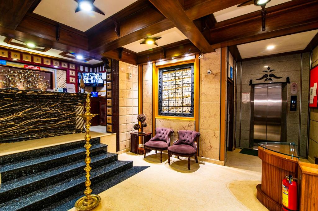 フロント・ロビー