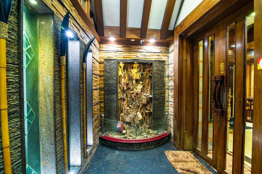 Mart View Hotel エントランス