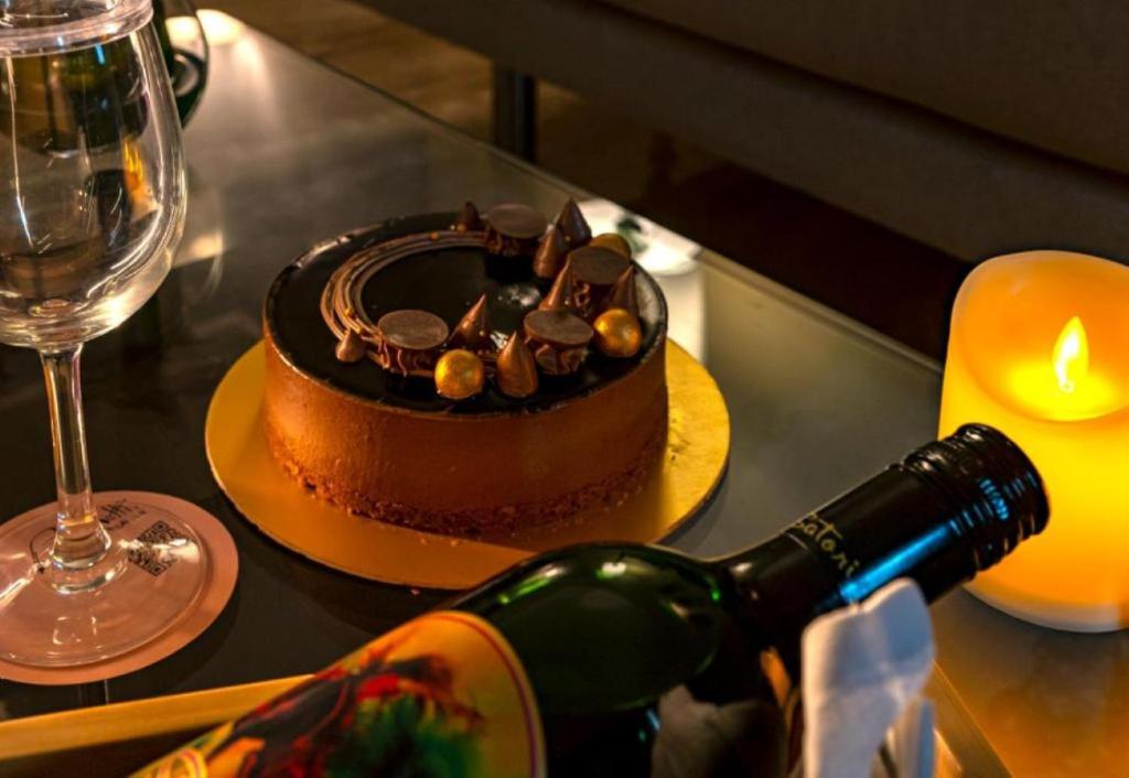 อาหารและเครื่องดื่ม