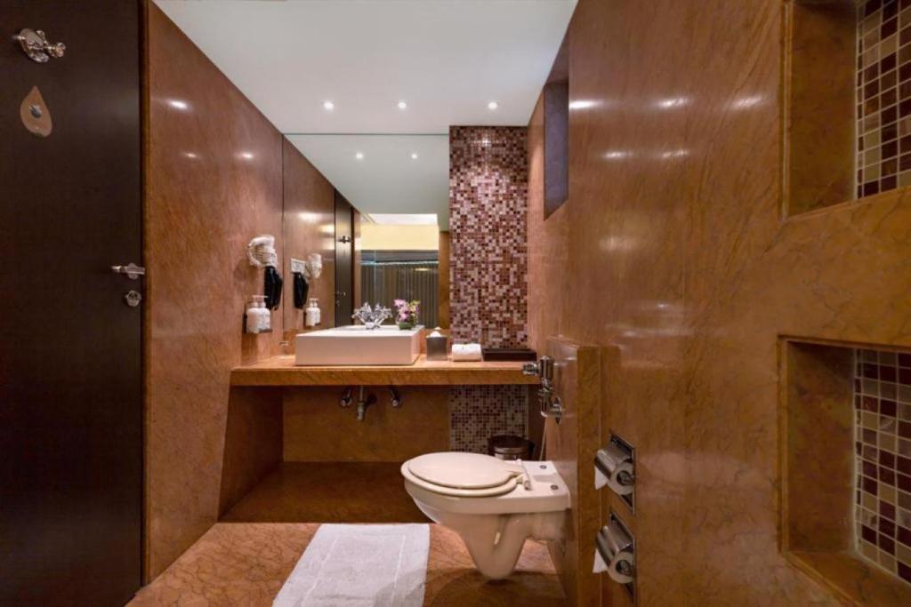 ห้องน้ำ