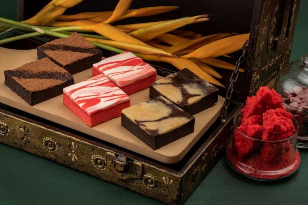 อาหารและเครื่องดื่ม