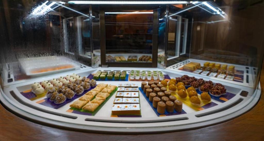 อาหารและเครื่องดื่ม