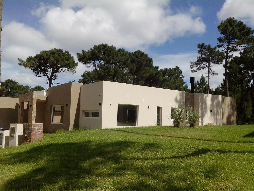 Excelente casa Pinamar Norte con piscina 6 personas - 1