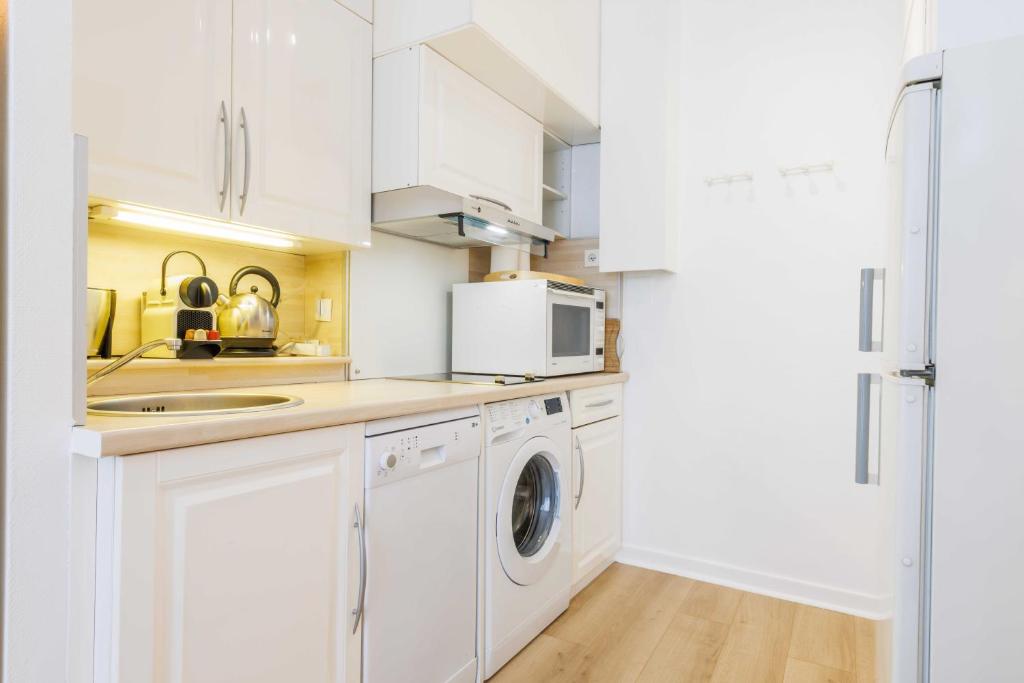 Charming studio 2P in the heart of Paris - 2