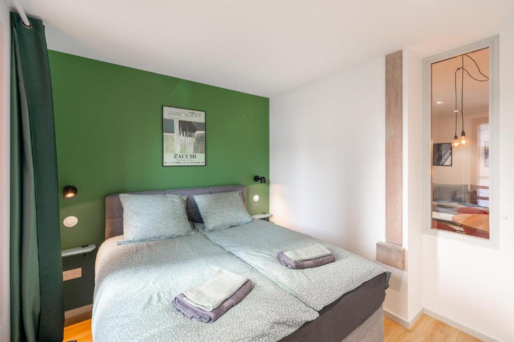 Chez Nina - Neuf - Haut de Gamme - Tram - Proche centre-ville - Tout confort - 3