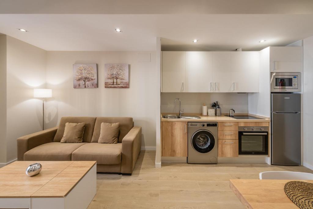Apartamentos Pinar Málaga Centro - Álvarez - 3