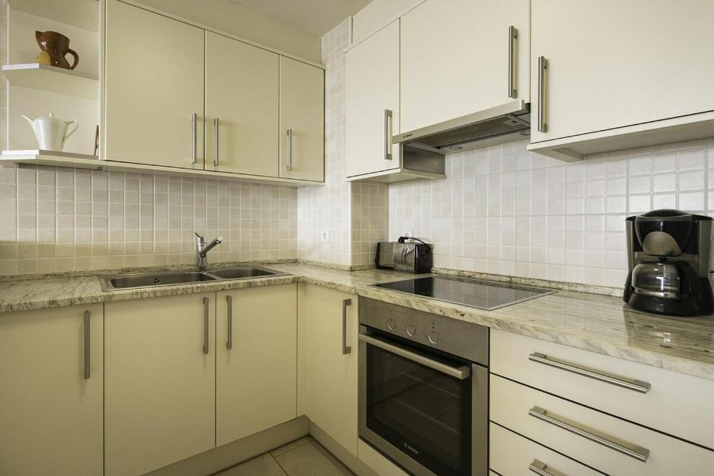 1 habitación con vistas al mar y balcón privado en Platja d'Aro - 3