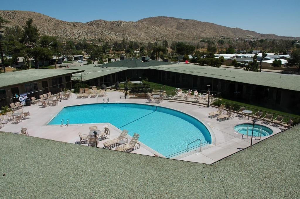 Travelodge Inn & Suites By Wyndham Yucca Valley/joshua Tree Photo 31
