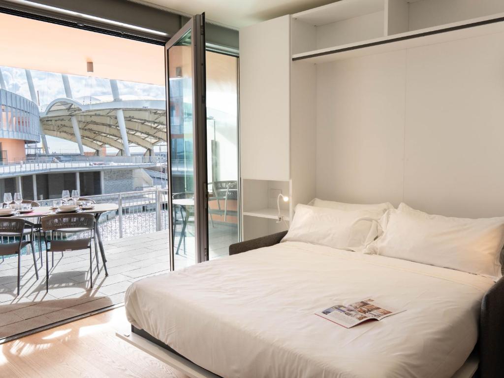Waterfront Suite by Wonderful Italy - 3