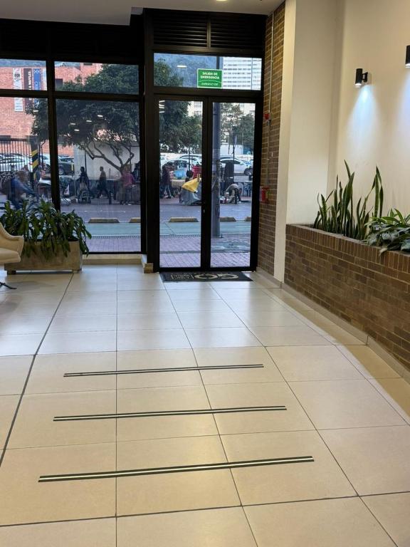 Downtown Accommodation Bogota Next to Torre Colpatria - 5