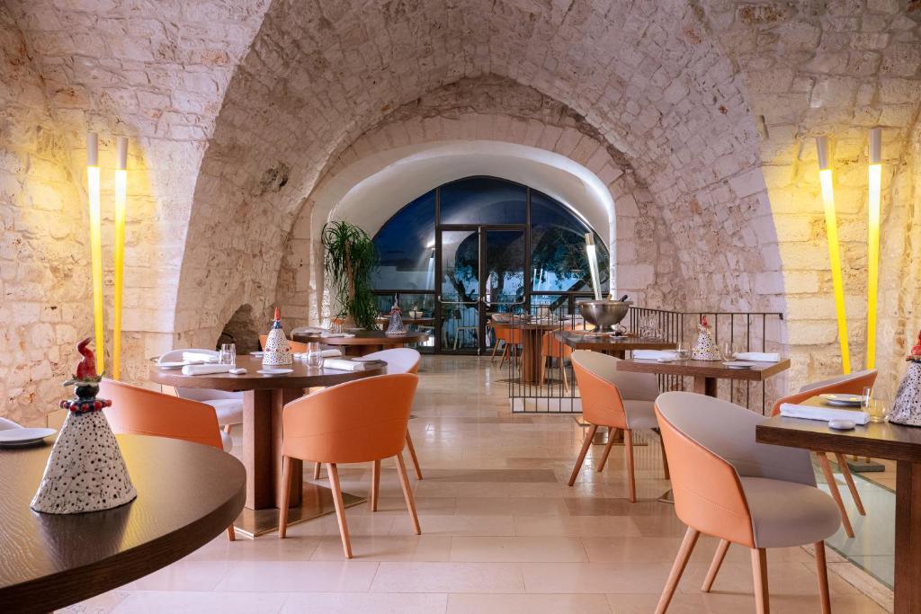 Restaurant, Relais La Sommita' Hotel in Ostuni