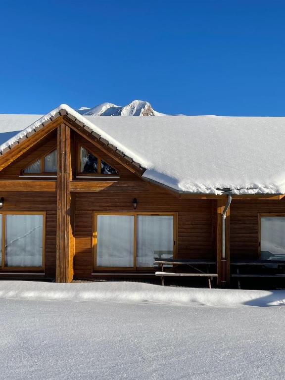 Chalet rénové, charme montagnard et confort moderne - 1