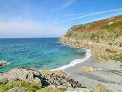 Porth Nanven Barn photo 6