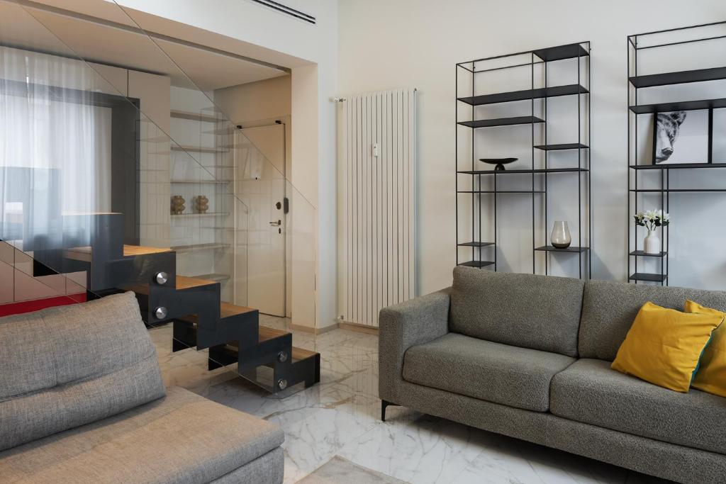 Luxury Milan Apartment - Penthouse in Historic City Center - 2